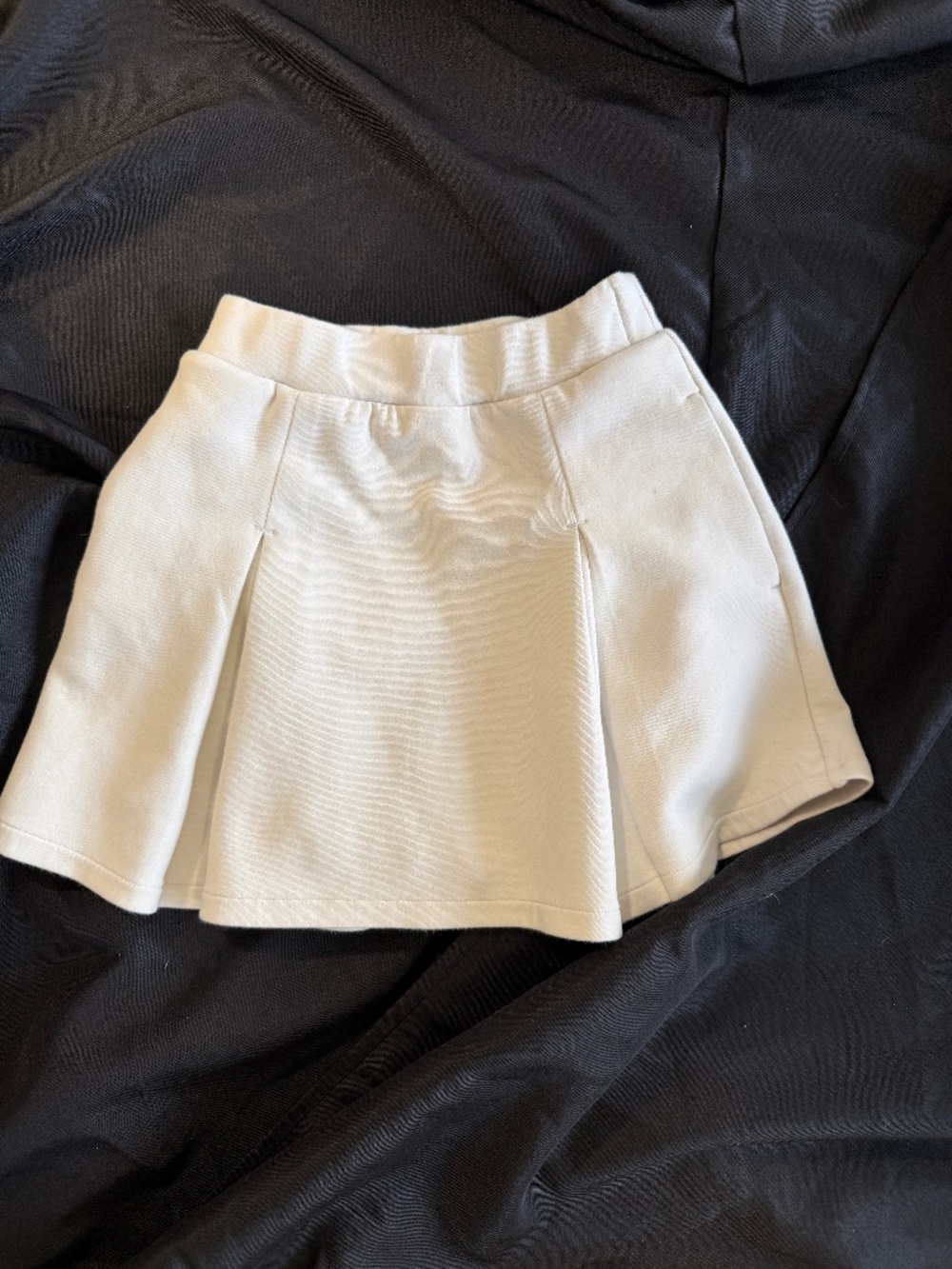 UNIQLO girls DRY Sweat Mini Skort with built in shorts Size 9/10